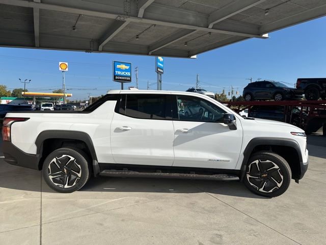 New 2026 Chevrolet Silverado EV LT AWD/4WD image 8