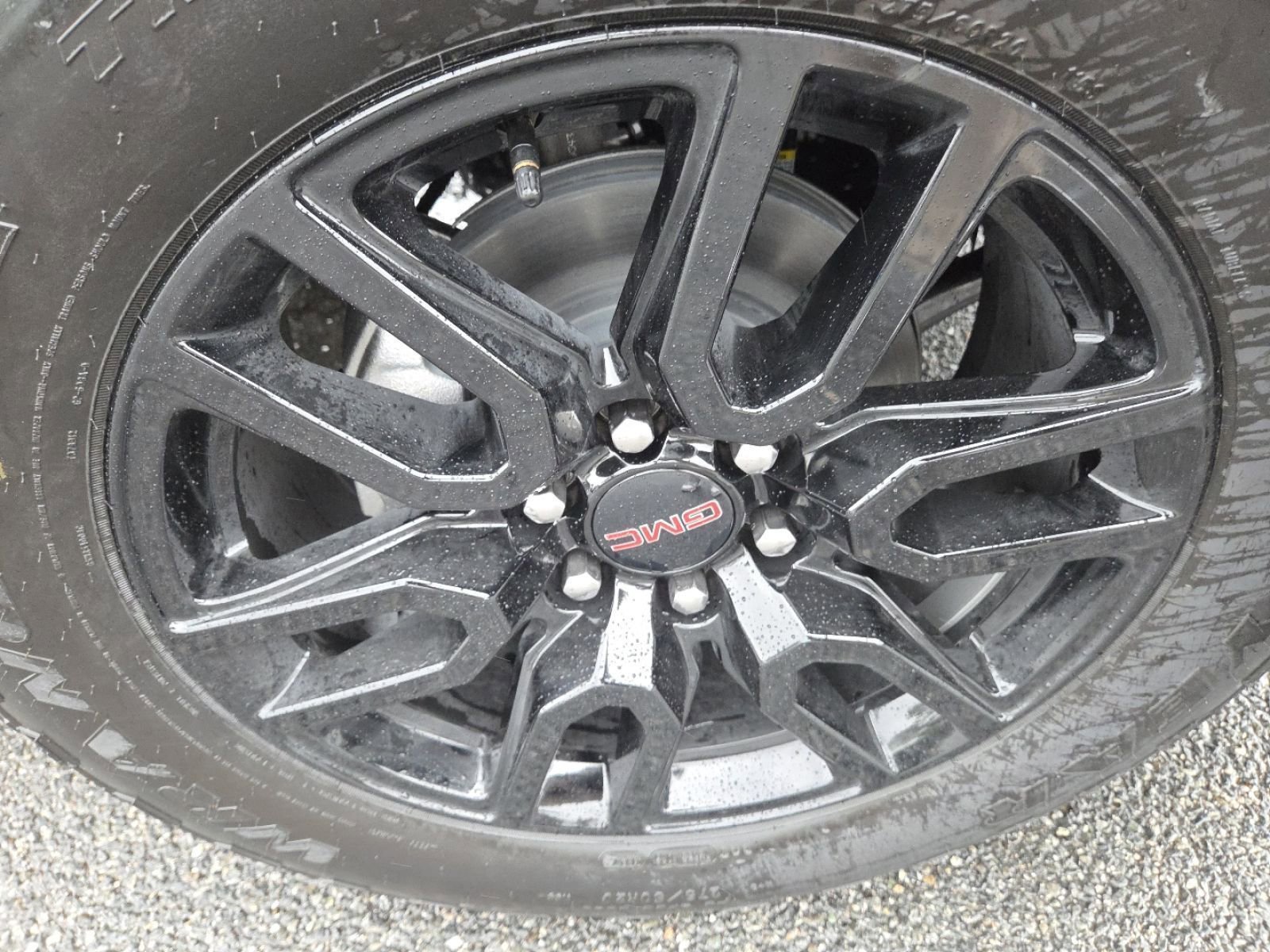 New 2026 GMC Sierra 1500 Elevation image 13