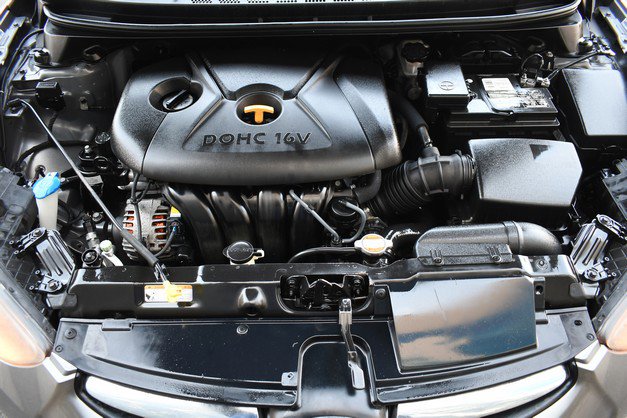 Used 2011 Hyundai Elantra Limited w/ Premium Pkg 5 FWD image 30