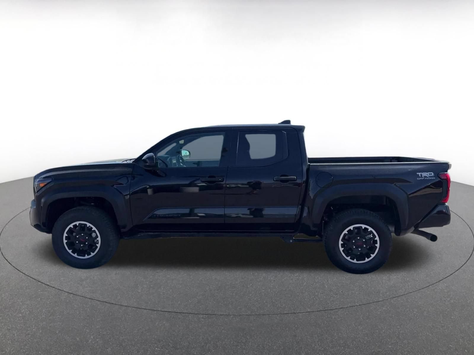 Used 2025 Toyota Tacoma TRD Off-Road AWD/4WD image 8