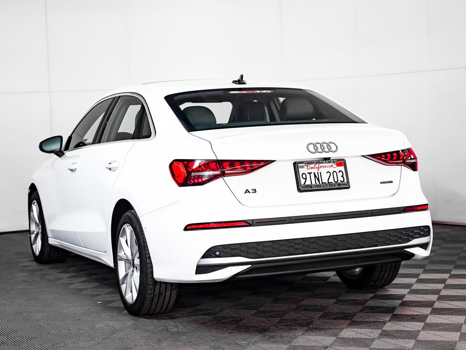 Used 2025 Audi A3 2.0T Premium Plus w/ Premium Plus Package image 2