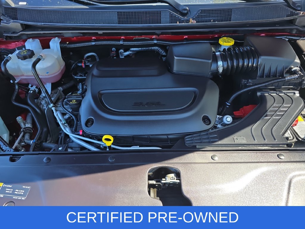 Used 2025 Chrysler Pacifica Limited FWD image 31