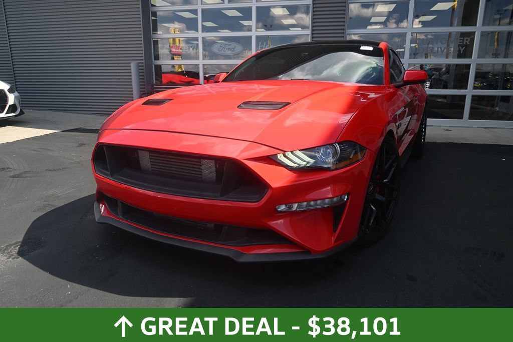 Used 2019 Ford Mustang GT Premium w/ Equipment Group 401A RWD image 21