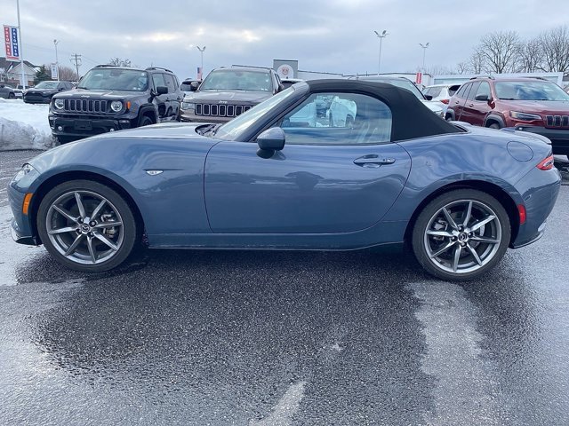 Used 2022 MAZDA MX-5 Miata Grand Touring w/ Appearance Package image 3