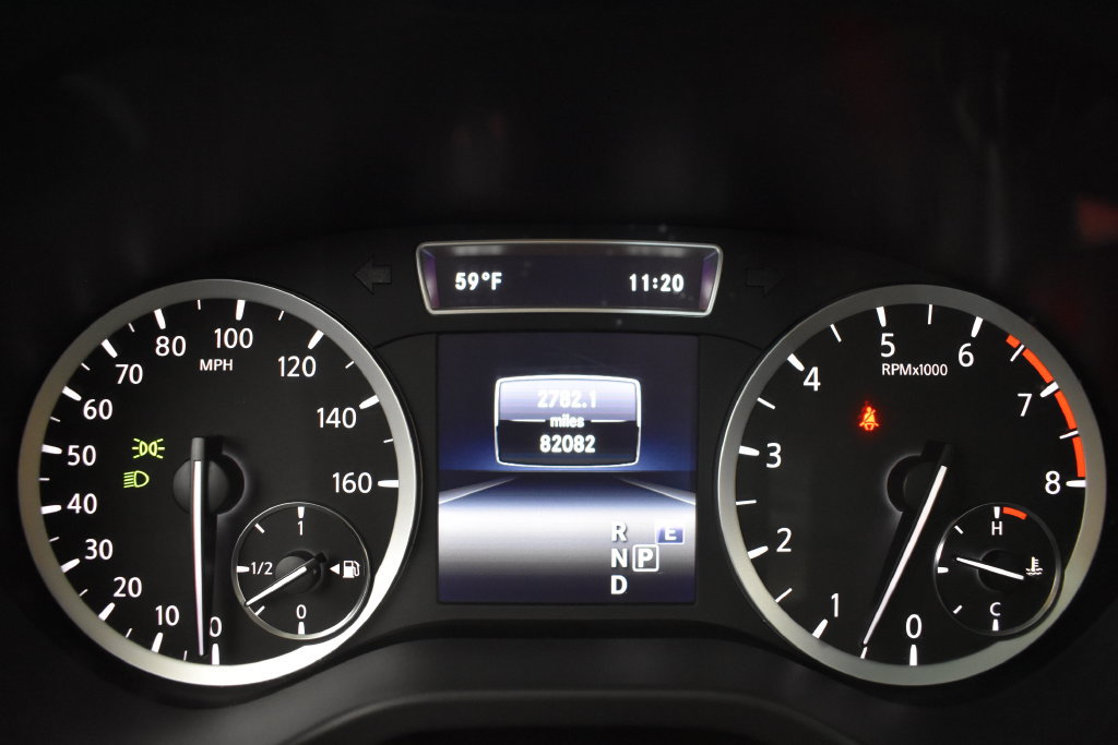 Used 2019 INFINITI QX30 AWD w/ Navigation Package image 33