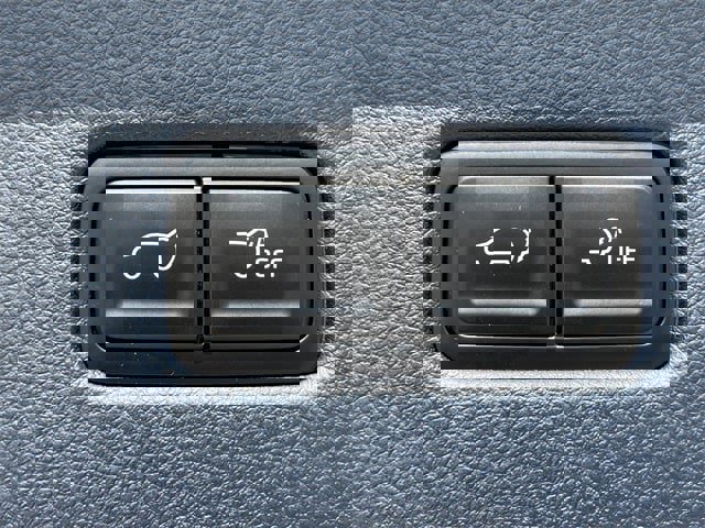 Used 2026 Kia Carnival SX Prestige image 30