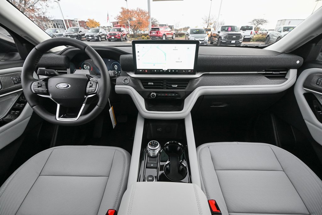 New 2026 Ford Explorer Platinum w/ LUX Leather Package image 28