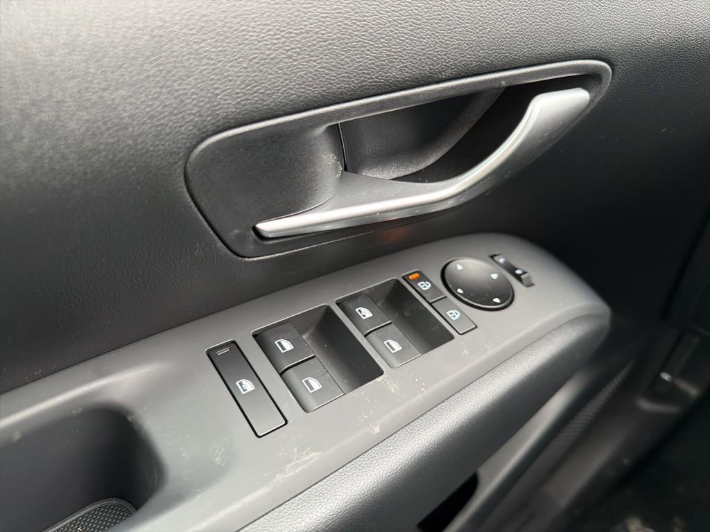 New 2026 Hyundai Tucson SE image 28