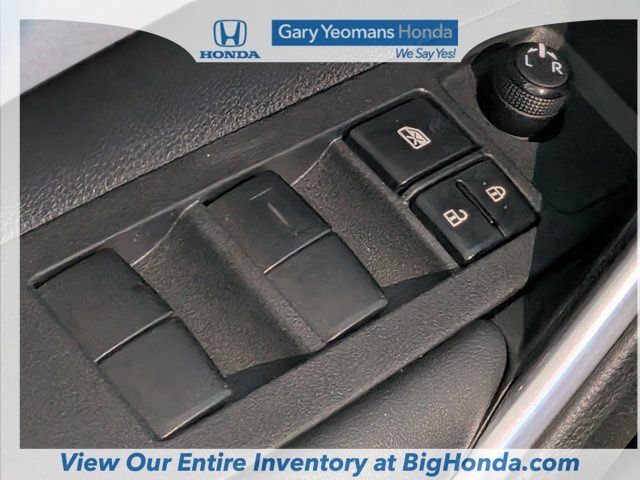 Used 2022 Toyota Corolla Cross LE image 22