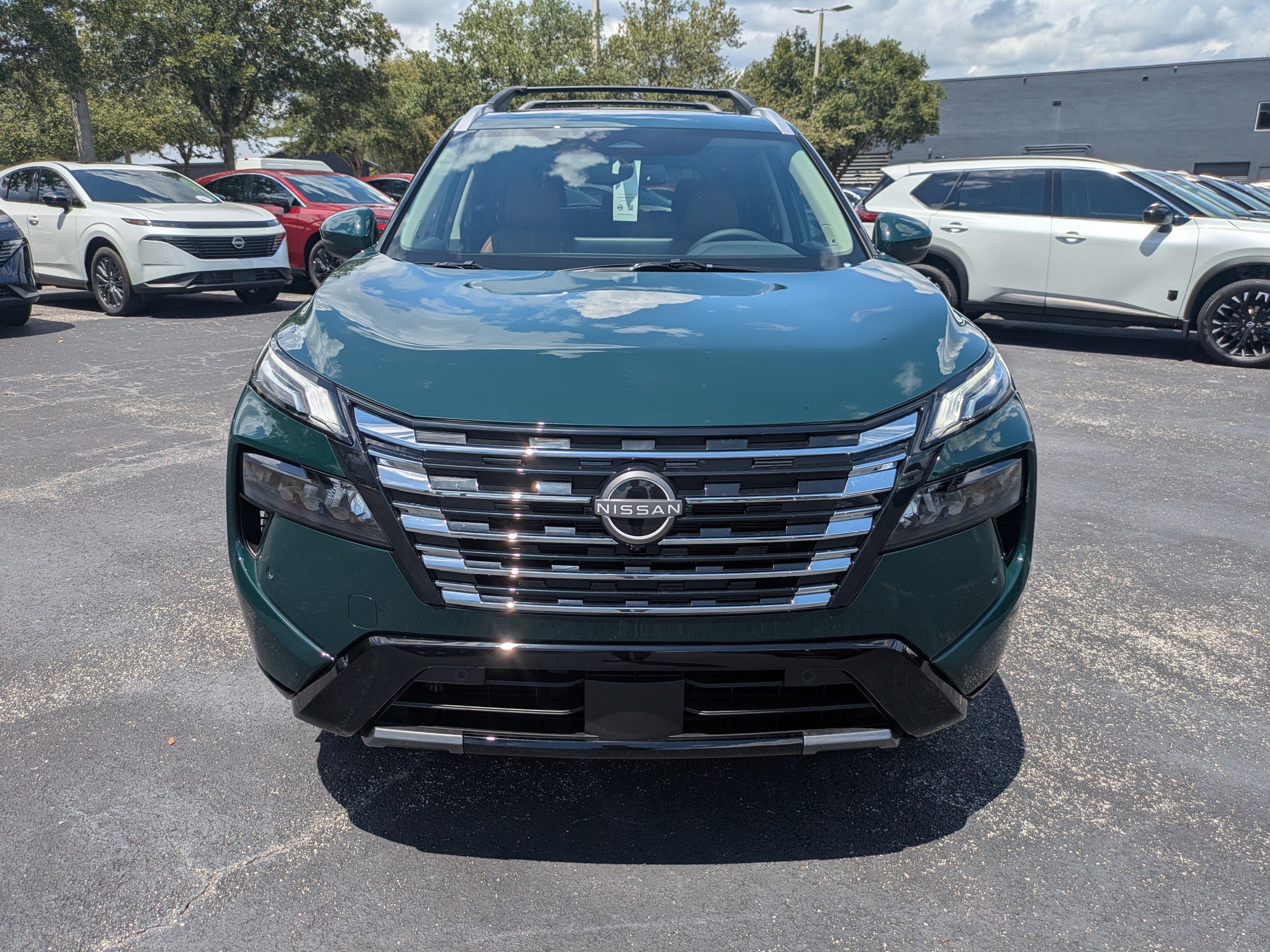 New 2026 Nissan Rogue Platinum AWD/4WD image 9
