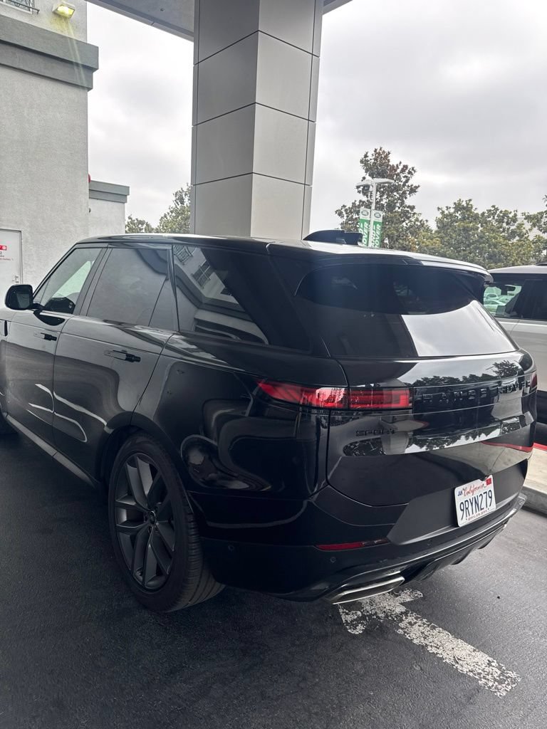 Certified 2025 Land Rover Range Rover Sport SE AWD/4WD image 8