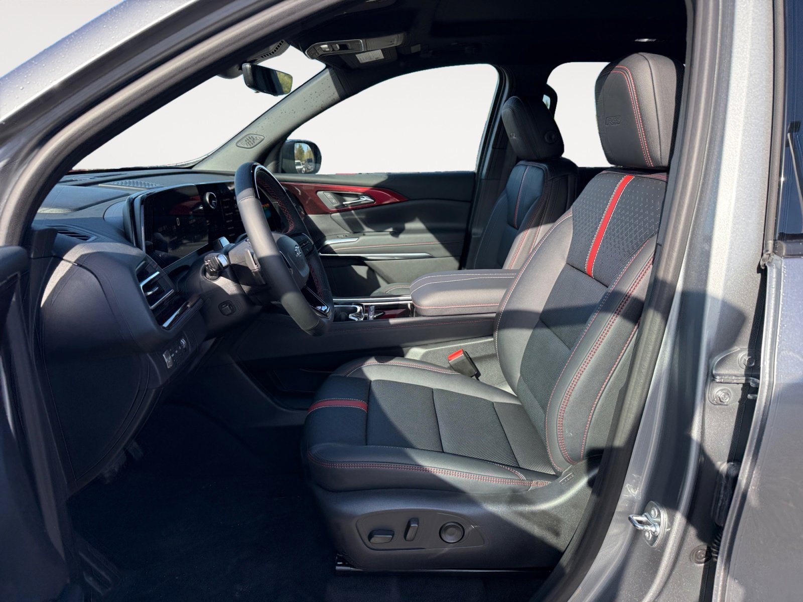 New 2026 Chevrolet Traverse RS image 10