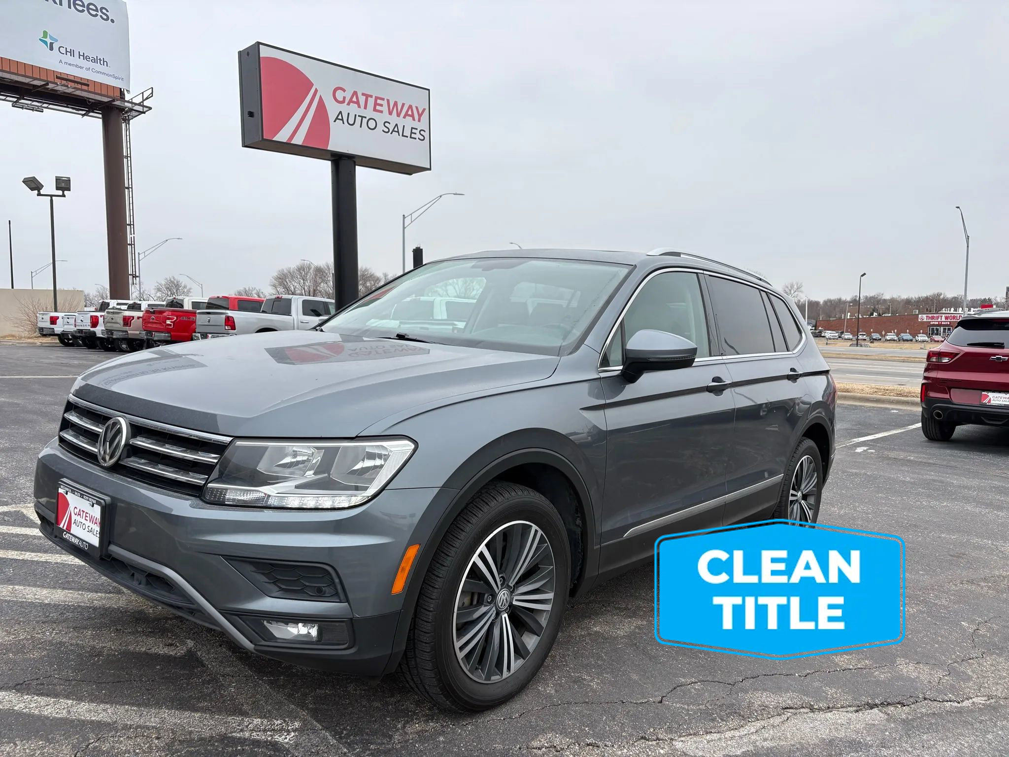 Used 2019 Volkswagen Tiguan SEL image 1