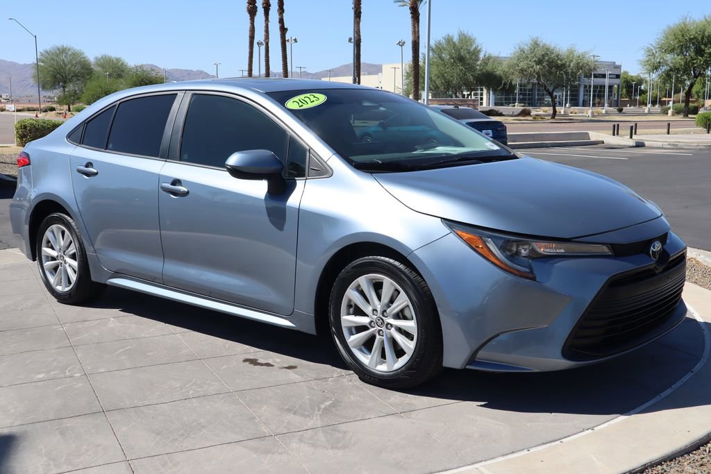 Certified 2023 Toyota Corolla LE image 3