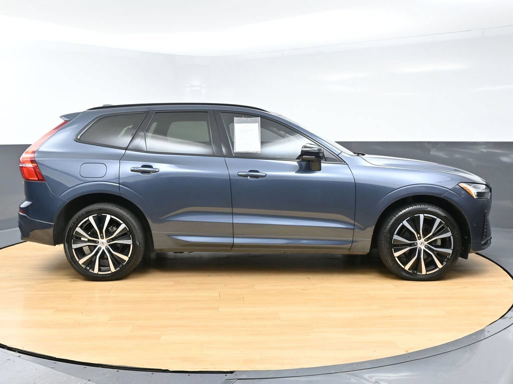 Used 2024 Volvo XC60 B5 Plus w/ Protection Package Premier AWD/4WD image 10
