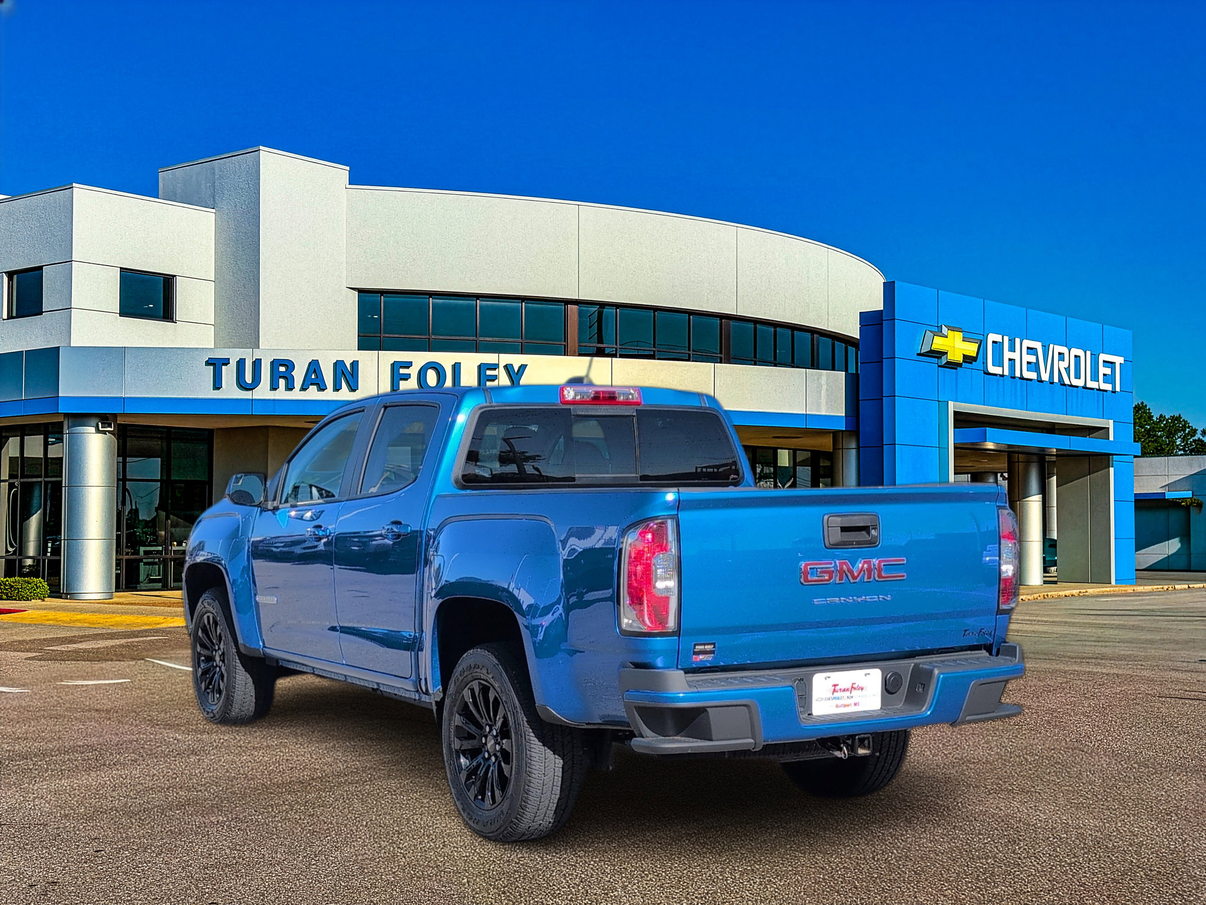 Used 2022 GMC Canyon Elevation w/ Trailering Package image 3