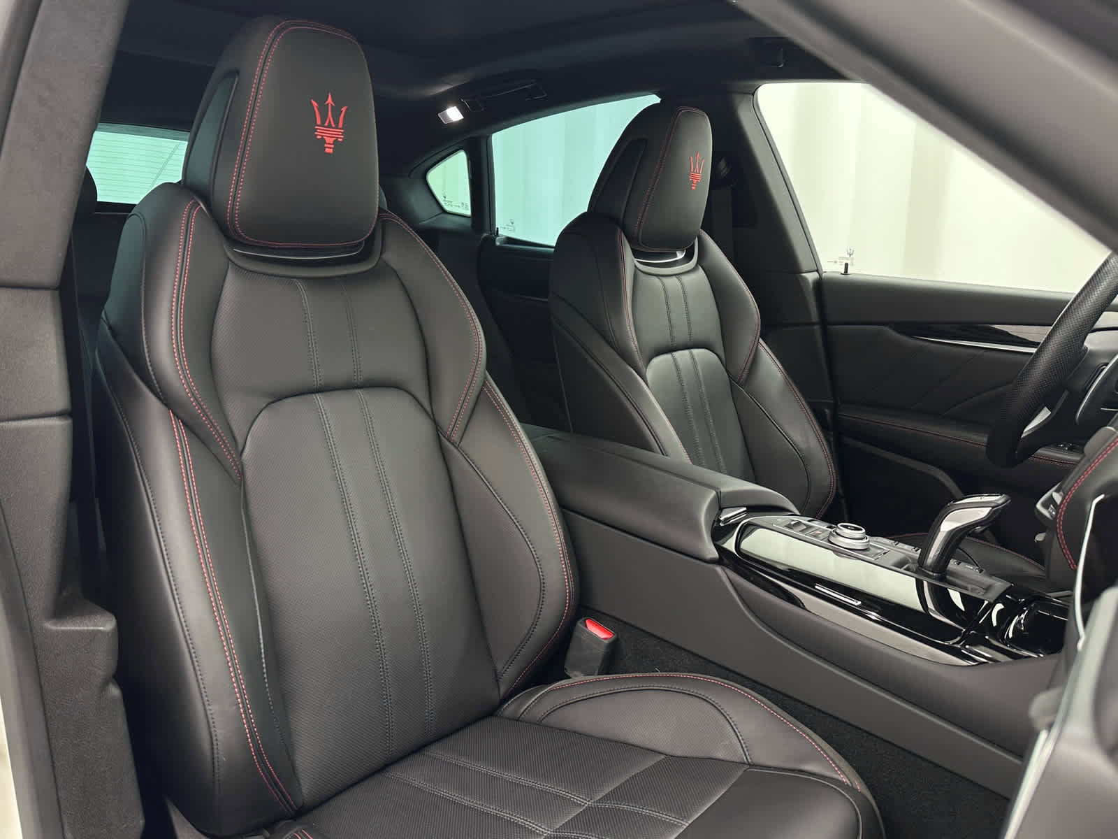 Used 2024 Maserati Levante Modena Ultima AWD/4WD image 19