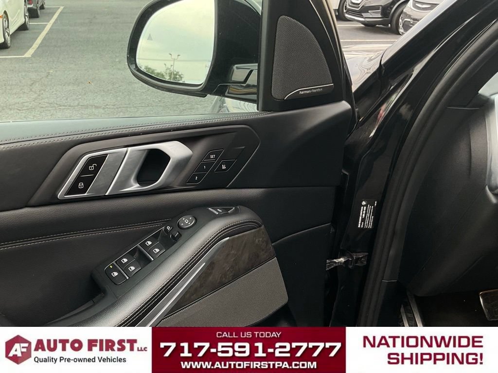 Used 2019 BMW X5 xDrive50i w/ M Sport Package AWD/4WD image 5