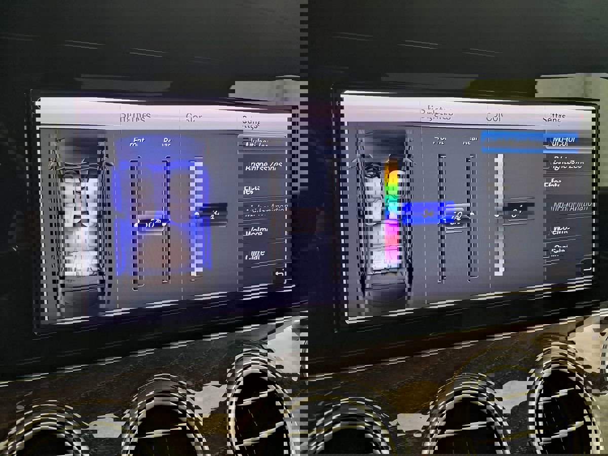 Used 2018 Mercedes-Benz E 400 4MATIC Sedan image 36