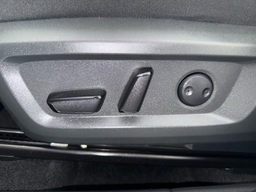 Used 2021 Nissan Rogue SV image 29