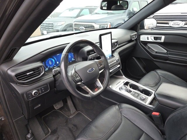 Used 2020 Ford Explorer ST w/ ST Street Pack image 10