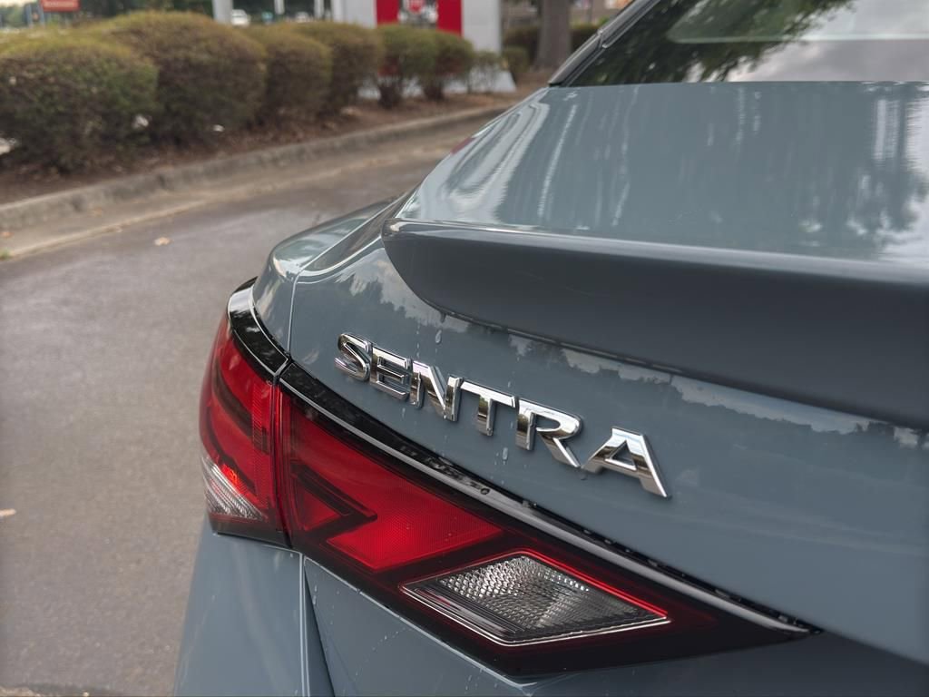 New 2025 Nissan Sentra SR image 14
