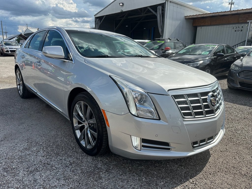 Used 2013 Cadillac XTS Luxury w/ Driver Awareness Package FWD image 1