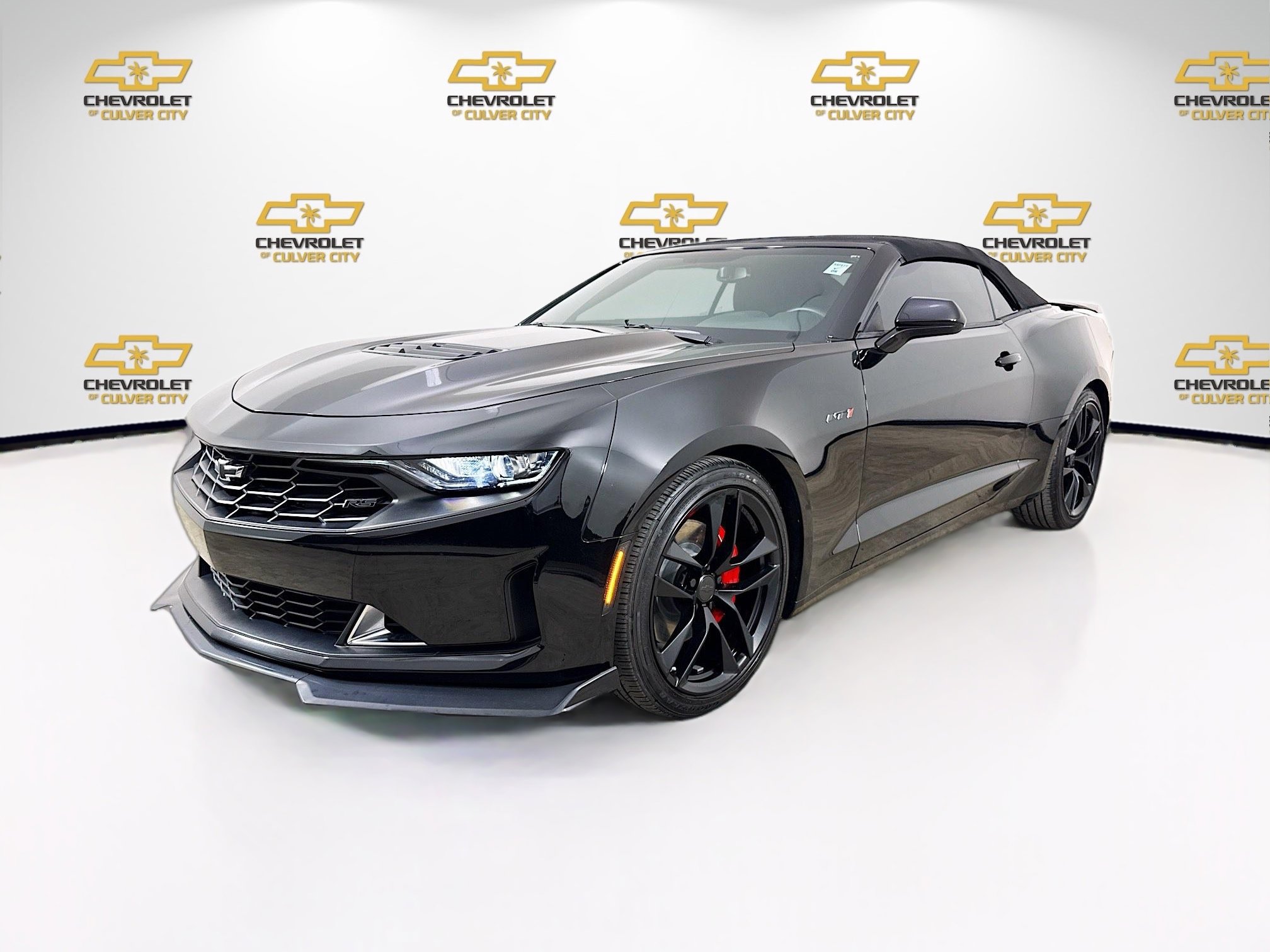 Used 2023 Chevrolet Camaro LT w/ RS Package image 3