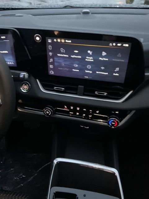 New 2026 Chevrolet Equinox LT image 17