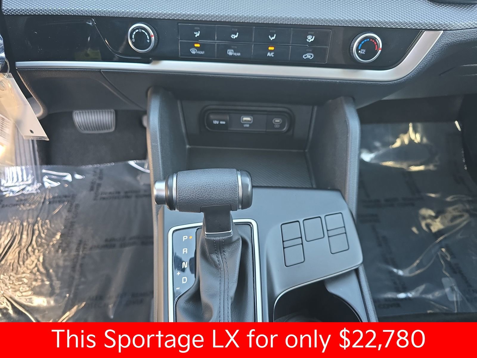 Used 2025 Kia Sportage LX FWD image 29