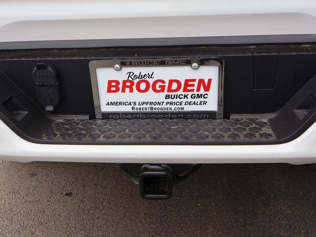 New 2026 GMC Canyon AT4 image 17