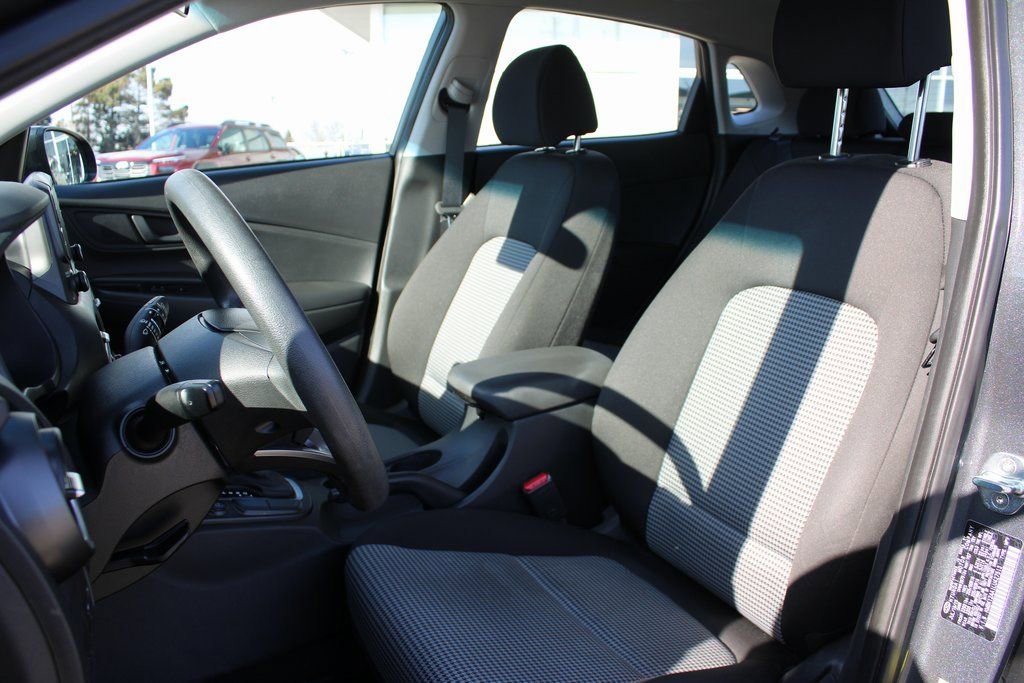 Used 2020 Hyundai Kona SE w/ Cargo Package FWD image 10