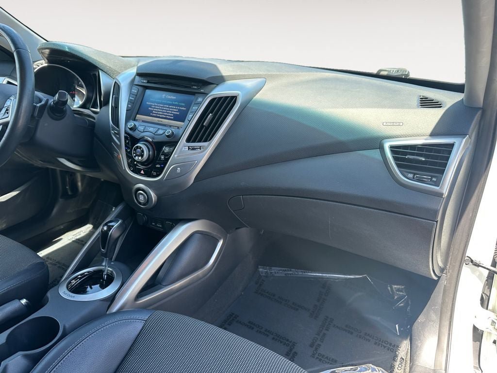 Used 2013 Hyundai Veloster w/ Style Pkg FWD image 25
