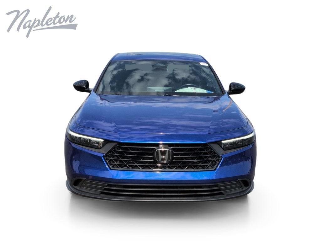 Used 2024 Honda Accord Sport image 9