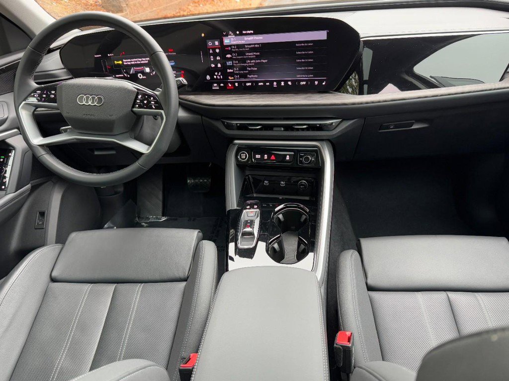 Used 2025 Audi Q5 Premium Plus w/ Premium Plus image 11