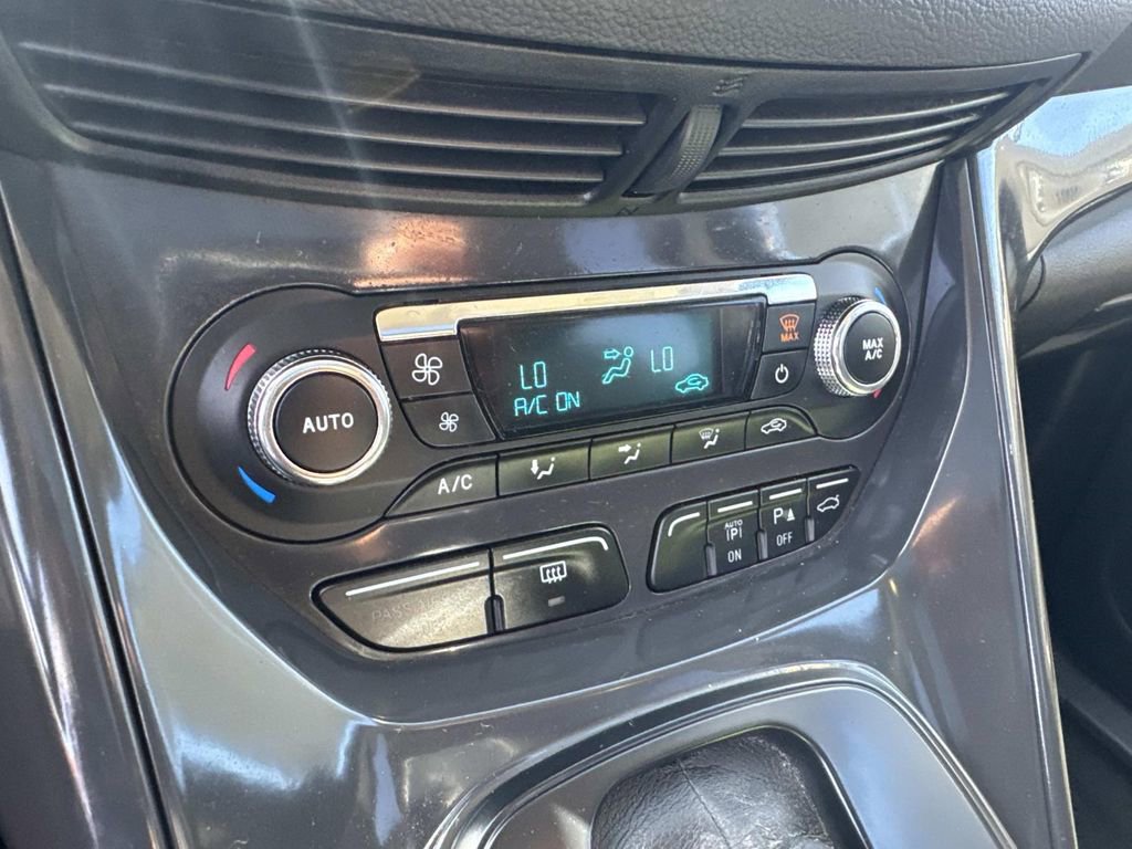 Used 2014 Ford Escape Titanium image 24