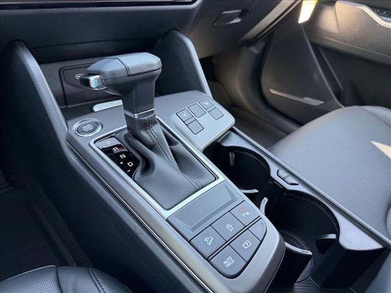 New 2026 Kia Sportage EX FWD image 24