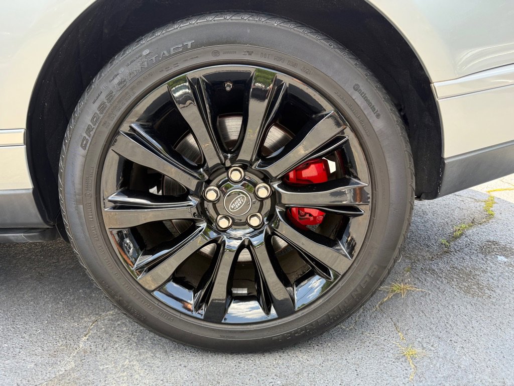 Used 2015 Land Rover Range Rover Supercharged image 23