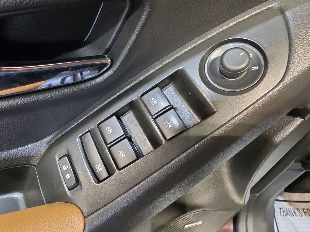 Used 2020 Chevrolet Trax Premier AWD/4WD image 15