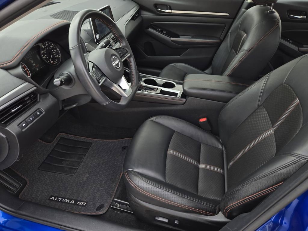 Used 2025 Nissan Altima 2.5 SR image 18