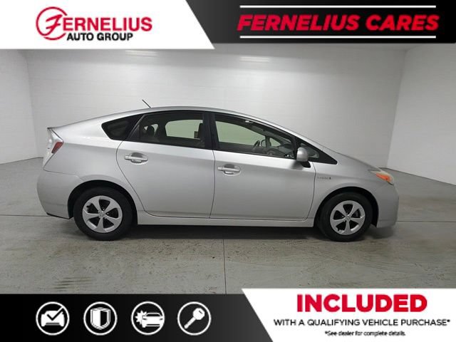 Used 2014 Toyota Prius Two FWD image 9