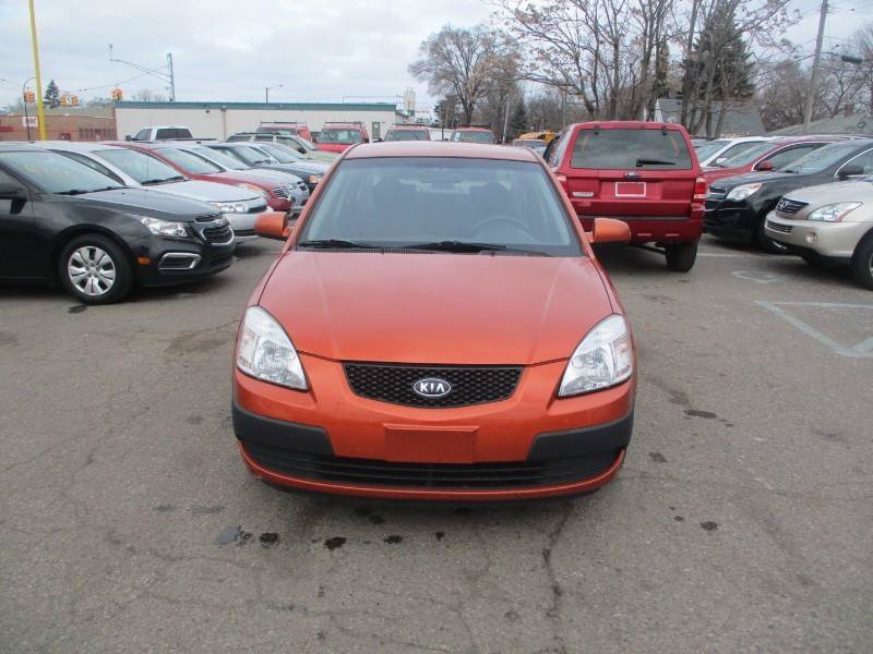 Used 2009 Kia Rio LX FWD image 3