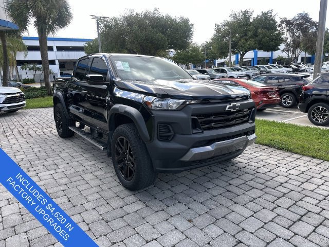 Used 2023 Chevrolet Colorado Trail Boss AWD/4WD image 16