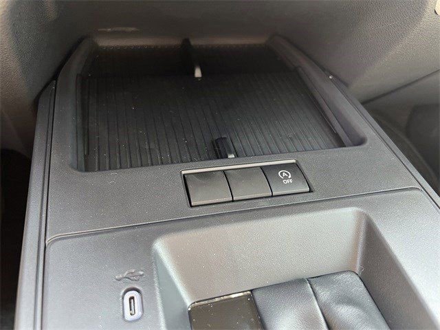 New 2026 Toyota Corolla Cross L image 18