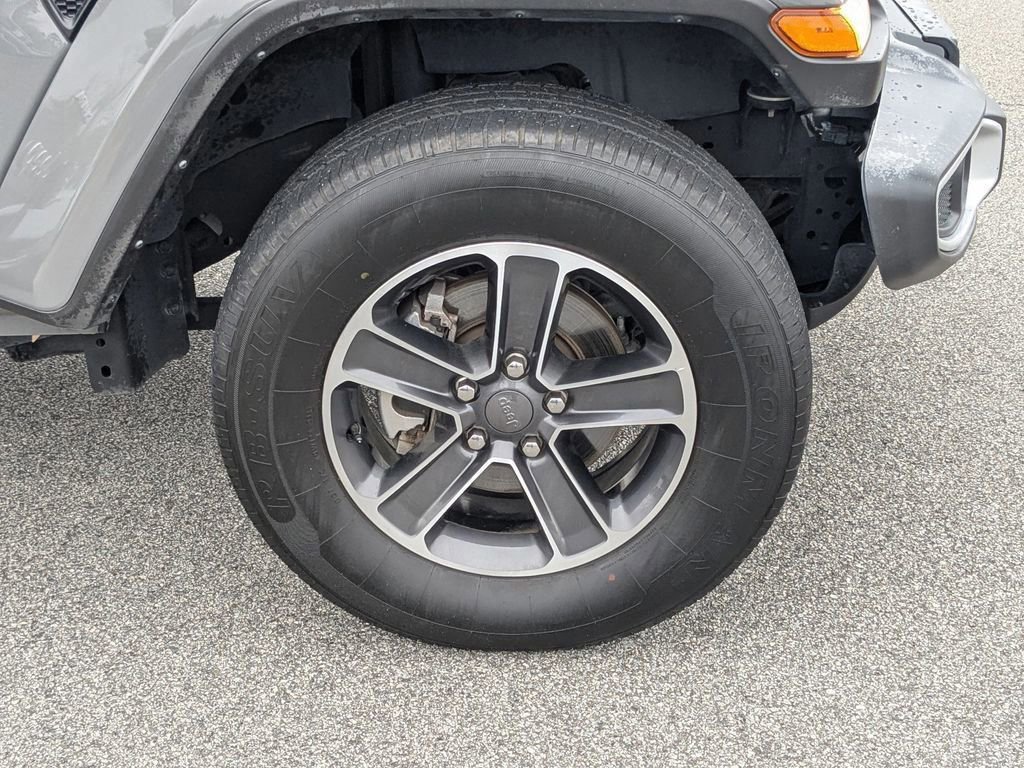 Used 2023 Jeep Wrangler Unlimited Sahara AWD/4WD image 10