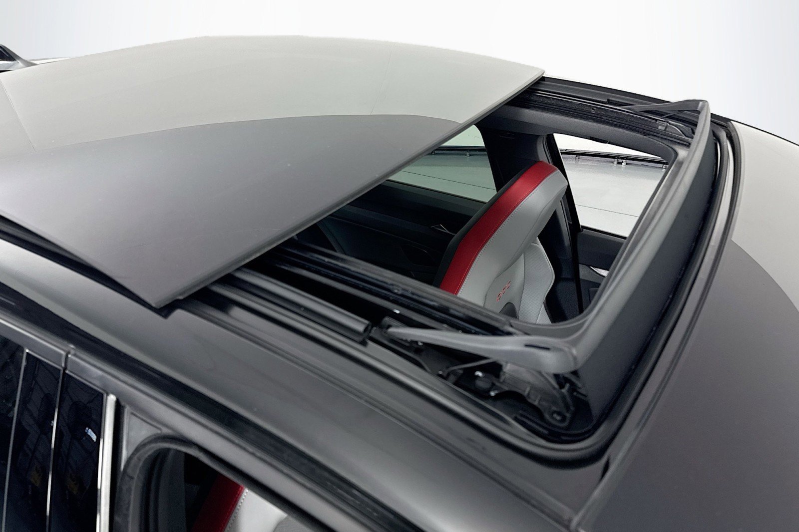 Used 2025 Volkswagen GTI Autobahn image 21