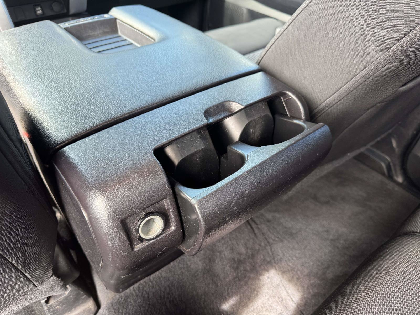 Used 2014 Toyota Tundra SR5 AWD/4WD image 10