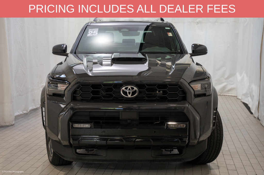 Certified 2025 Toyota 4Runner TRD Sport AWD/4WD image 2