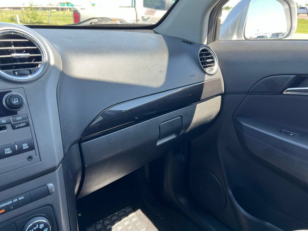Certified 2013 Chevrolet Captiva Sport LT FWD image 14