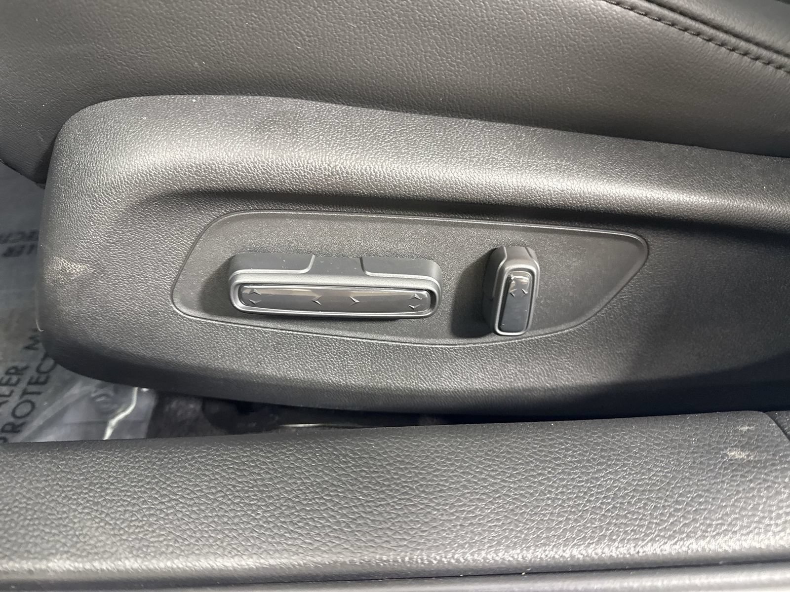 Certified 2026 Acura Integra FWD image 23